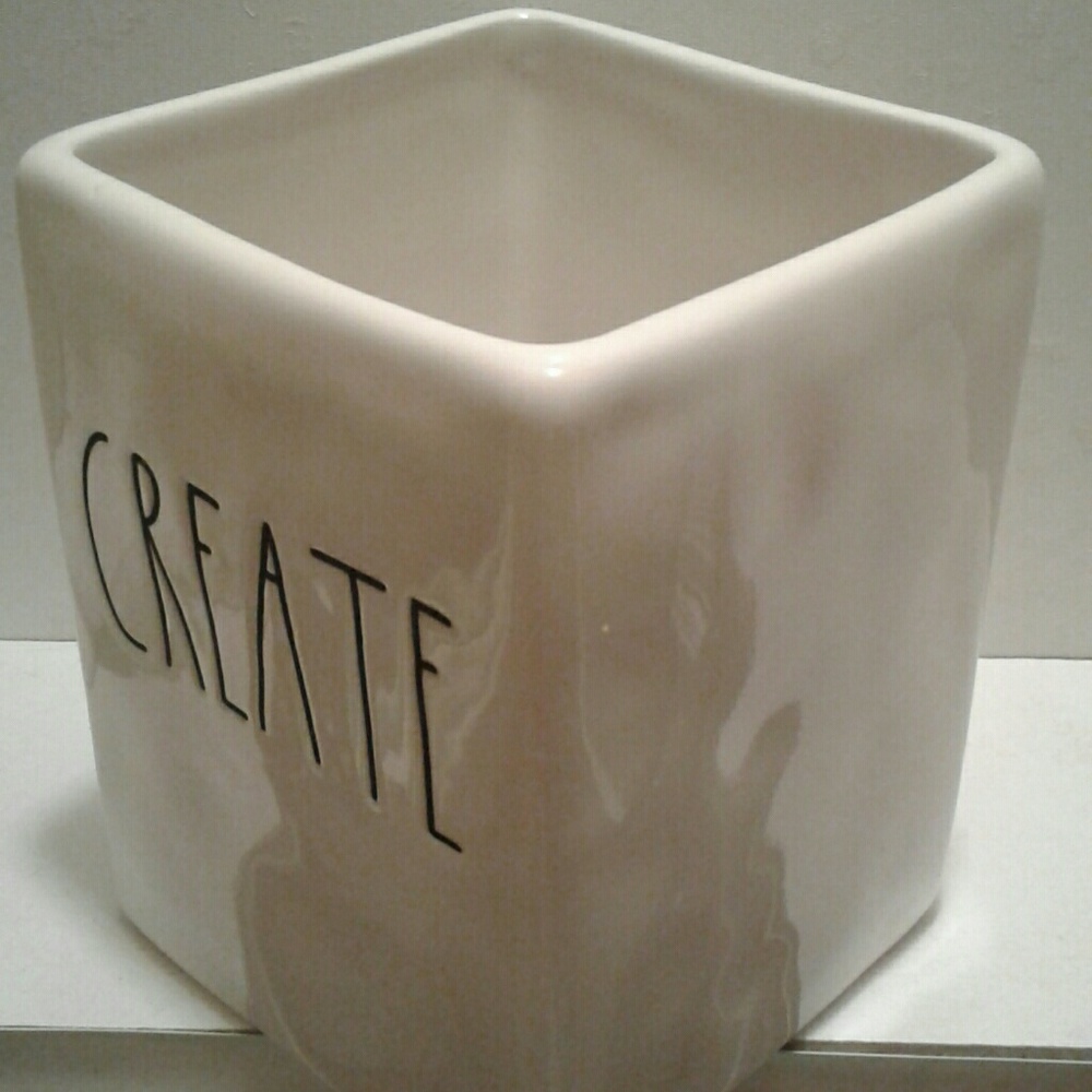 Rae Dunn Desk Oganizer CREATE